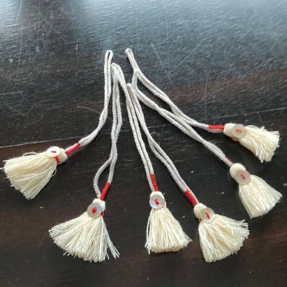 Johnny Was New 7 TASSELS with shell buttons and red trim with tags - Picture 4 of 8